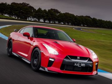 Driving The Epic 2017 Nissan GT-R Sports Edition