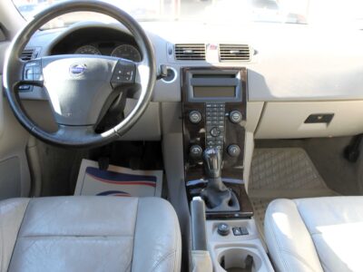 Volvo S40 2,4