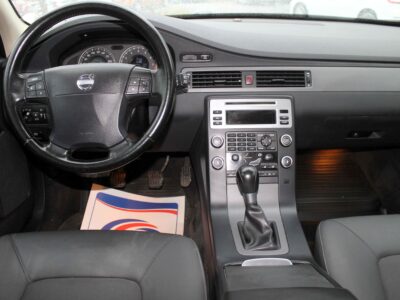 Volvo V70 2,0F